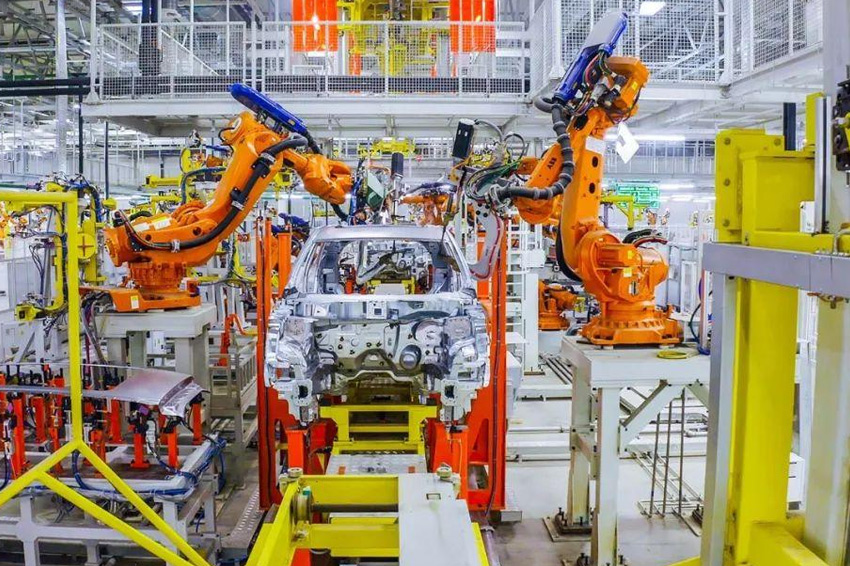 國內首套汽車生產(chǎn)線自動化輸送系統(tǒng)在大連研制成功